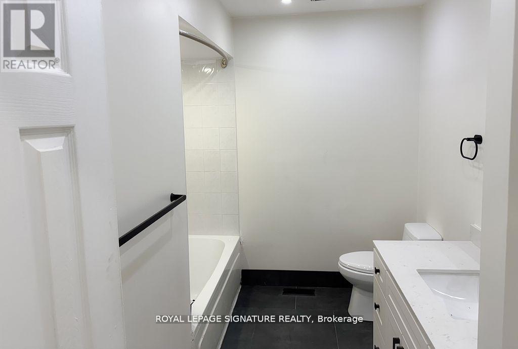 Upper - 20 Kirkland Road, Brampton, Ontario  L6V 2W6 - Photo 13 - W12387743