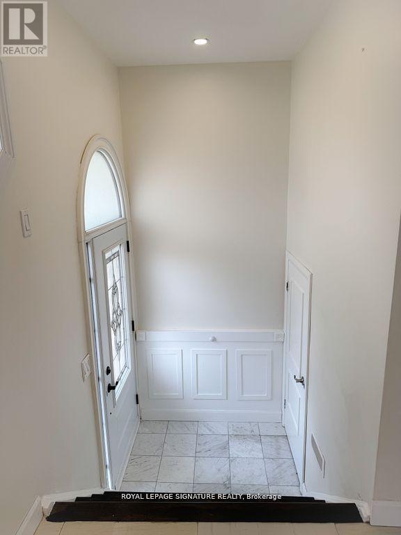 Upper - 20 Kirkland Road, Brampton, Ontario  L6V 2W6 - Photo 23 - W12387743