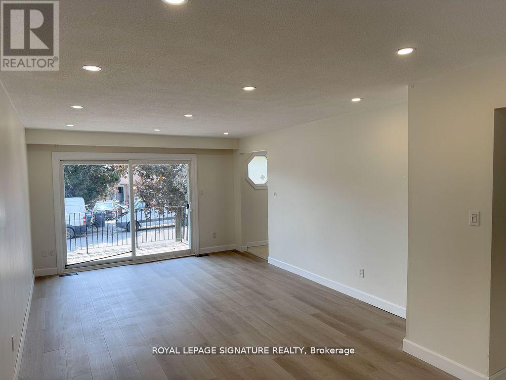 Upper - 20 Kirkland Road, Brampton, Ontario  L6V 2W6 - Photo 6 - W12387743