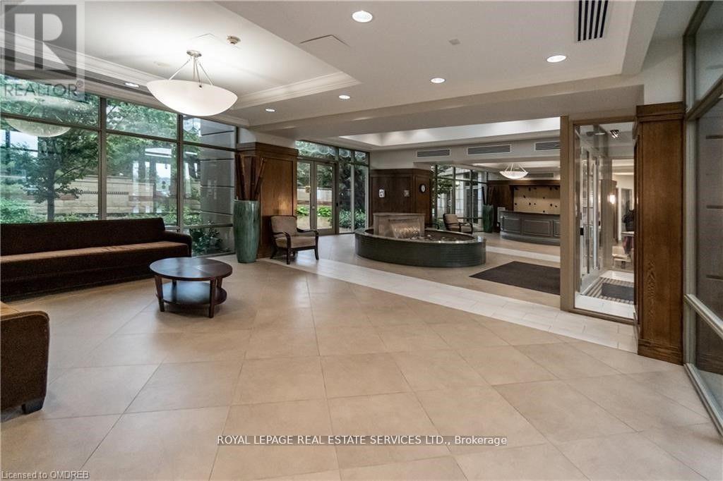1206 - 2379 Central Park Drive, Oakville, Ontario  L6H 0E3 - Photo 4 - W12387751