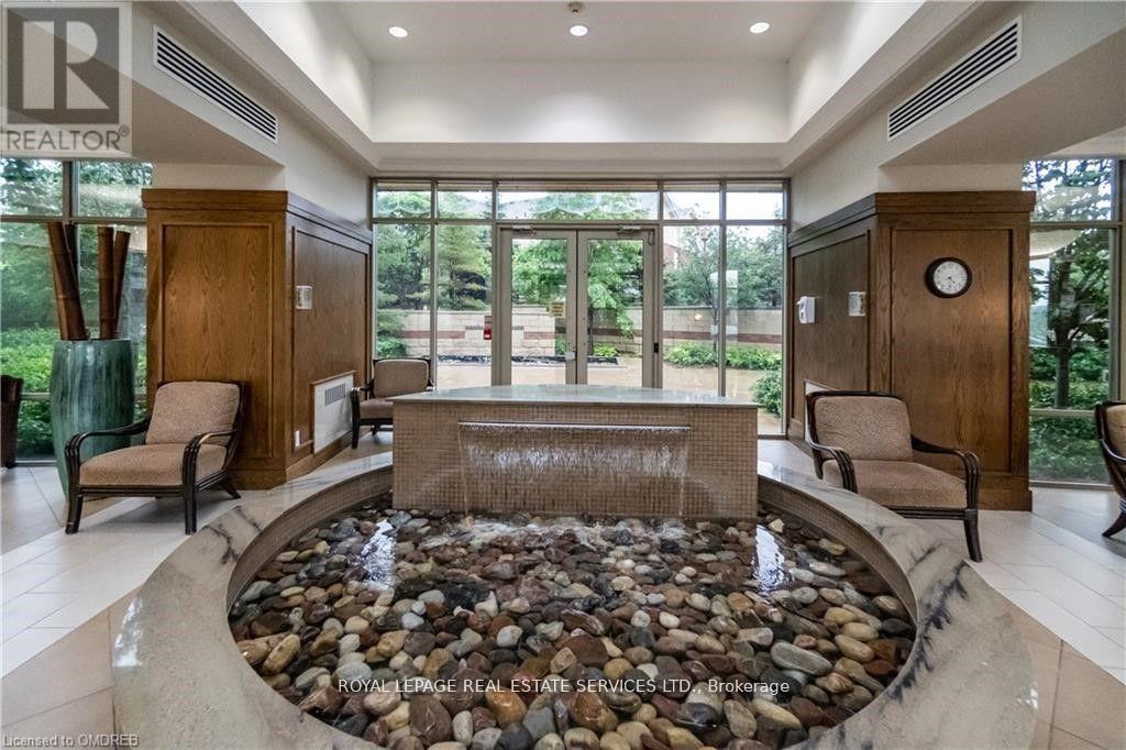 1206 - 2379 Central Park Drive, Oakville, Ontario  L6H 0E3 - Photo 5 - W12387751
