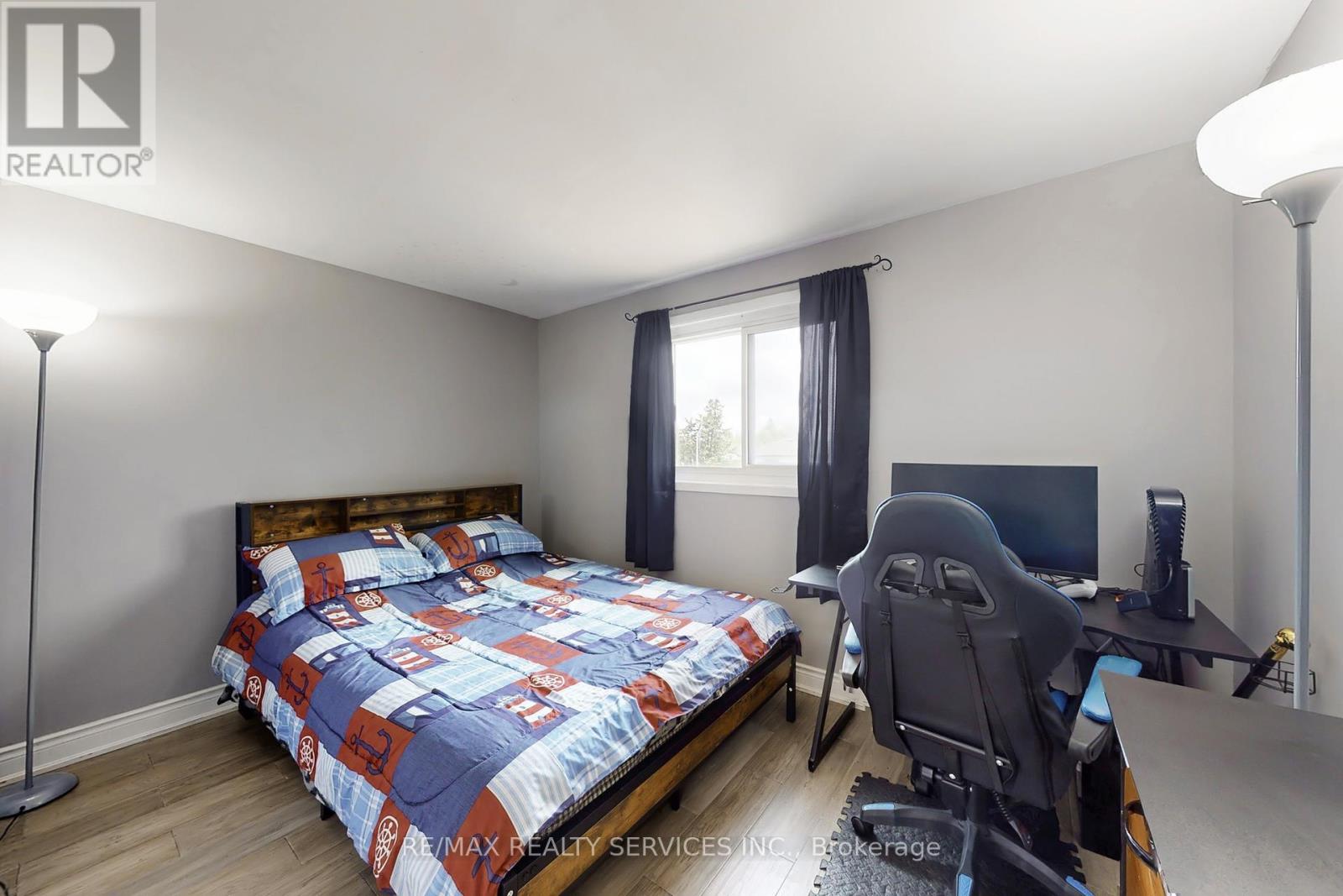 53 Geneva Crescent, Brampton, Ontario  L6S 1K7 - Photo 24 - W12387789