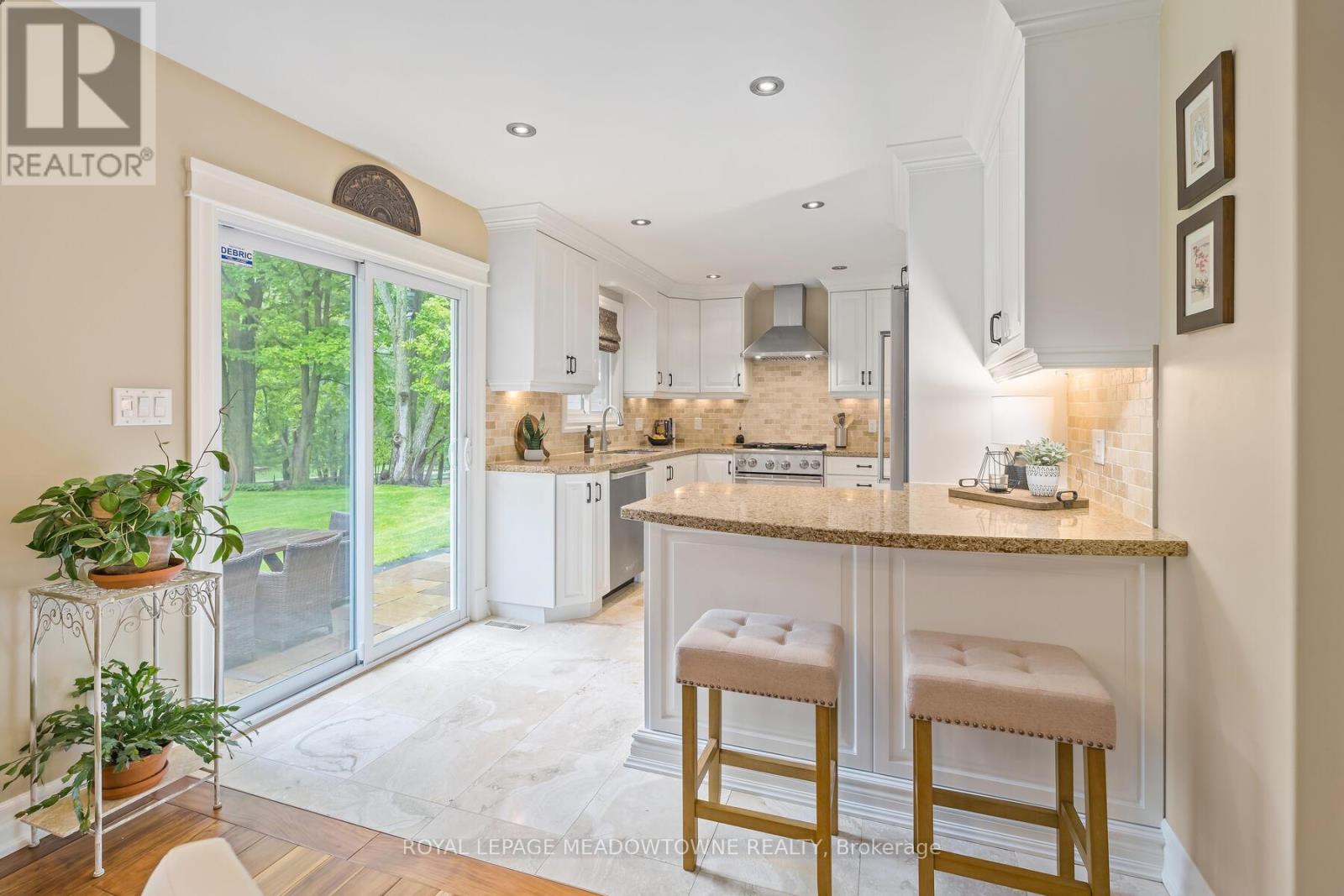 13609 Sixth Line, Halton Hills, Ontario  L0P 1H0 - Photo 12 - W12387791