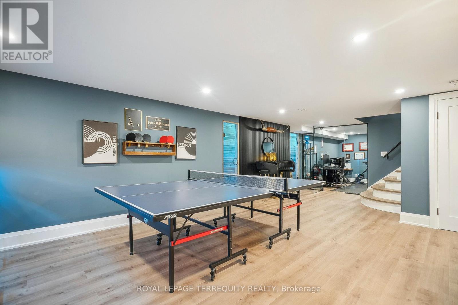 219 Valleyview Court, Oakville, Ontario  L6L 5H9 - Photo 29 - W12387823