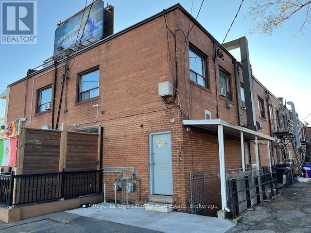 2896 Dufferin Street, Toronto, Ontario  M6B 3S6 - Photo 3 - W12387832