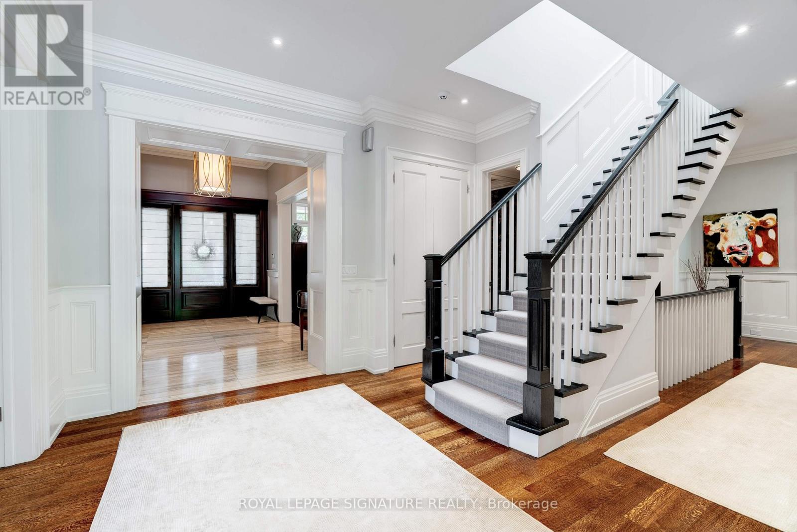Property at 71 ENNISCLARE DRIVE W image 3