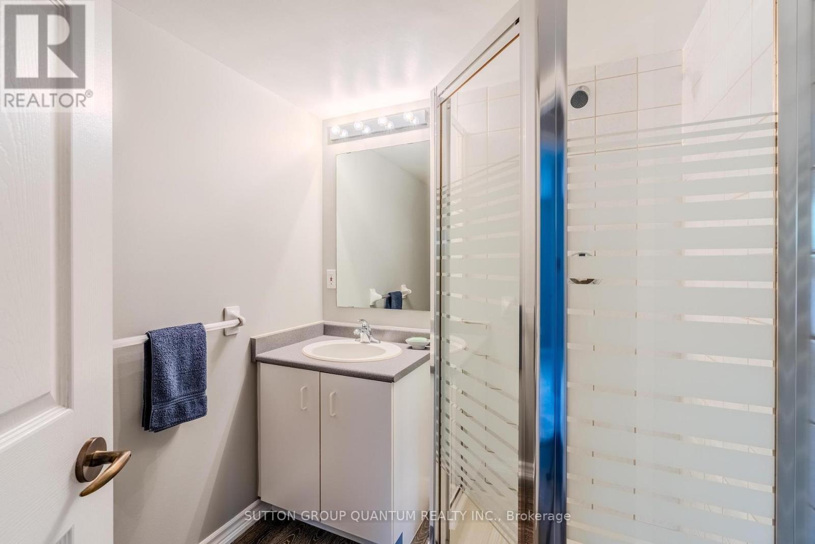 112 - 4013 Kilmer Drive, Burlington, Ontario  L7M 4M3 - Photo 16 - W12387854