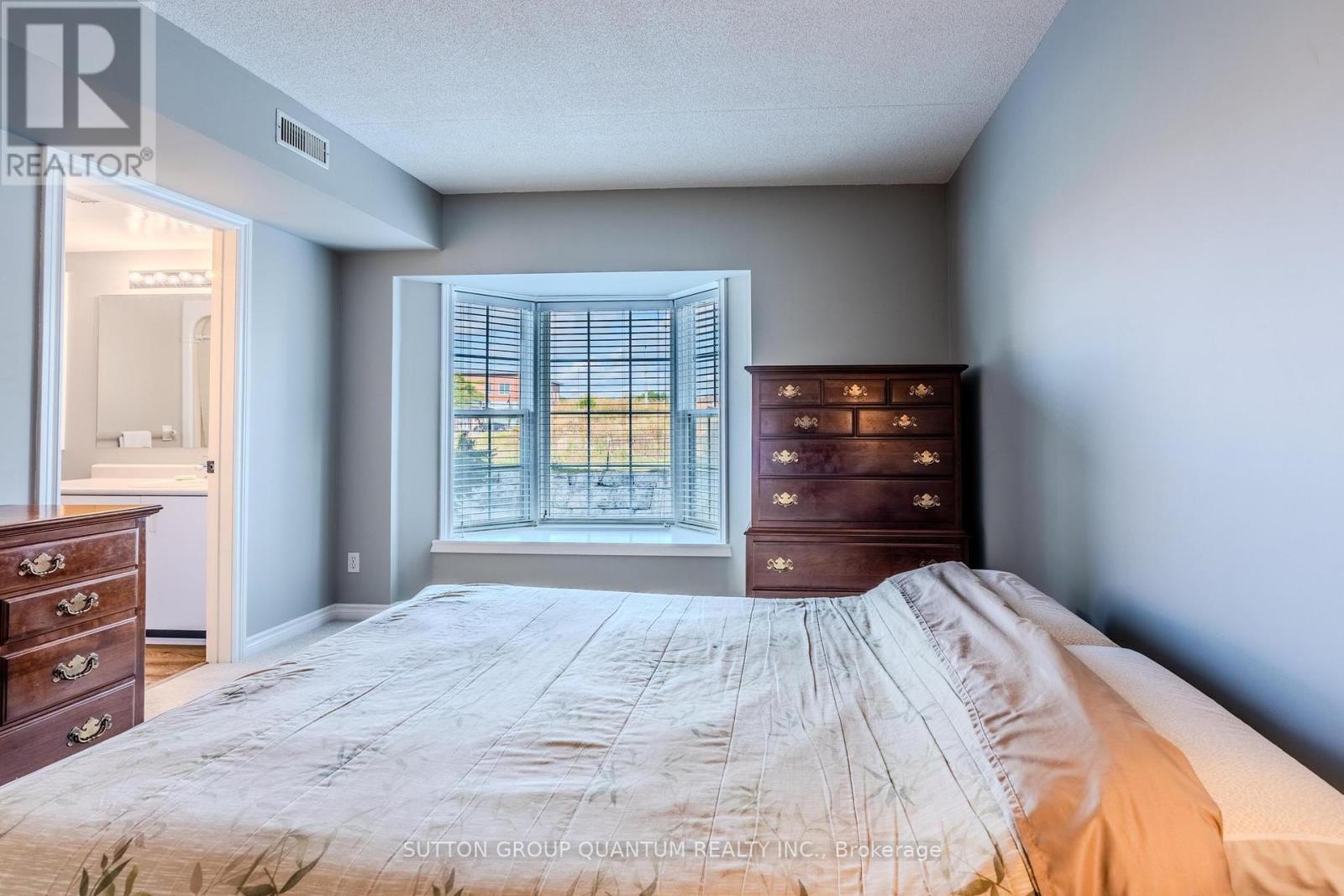 112 - 4013 Kilmer Drive, Burlington, Ontario  L7M 4M3 - Photo 19 - W12387854