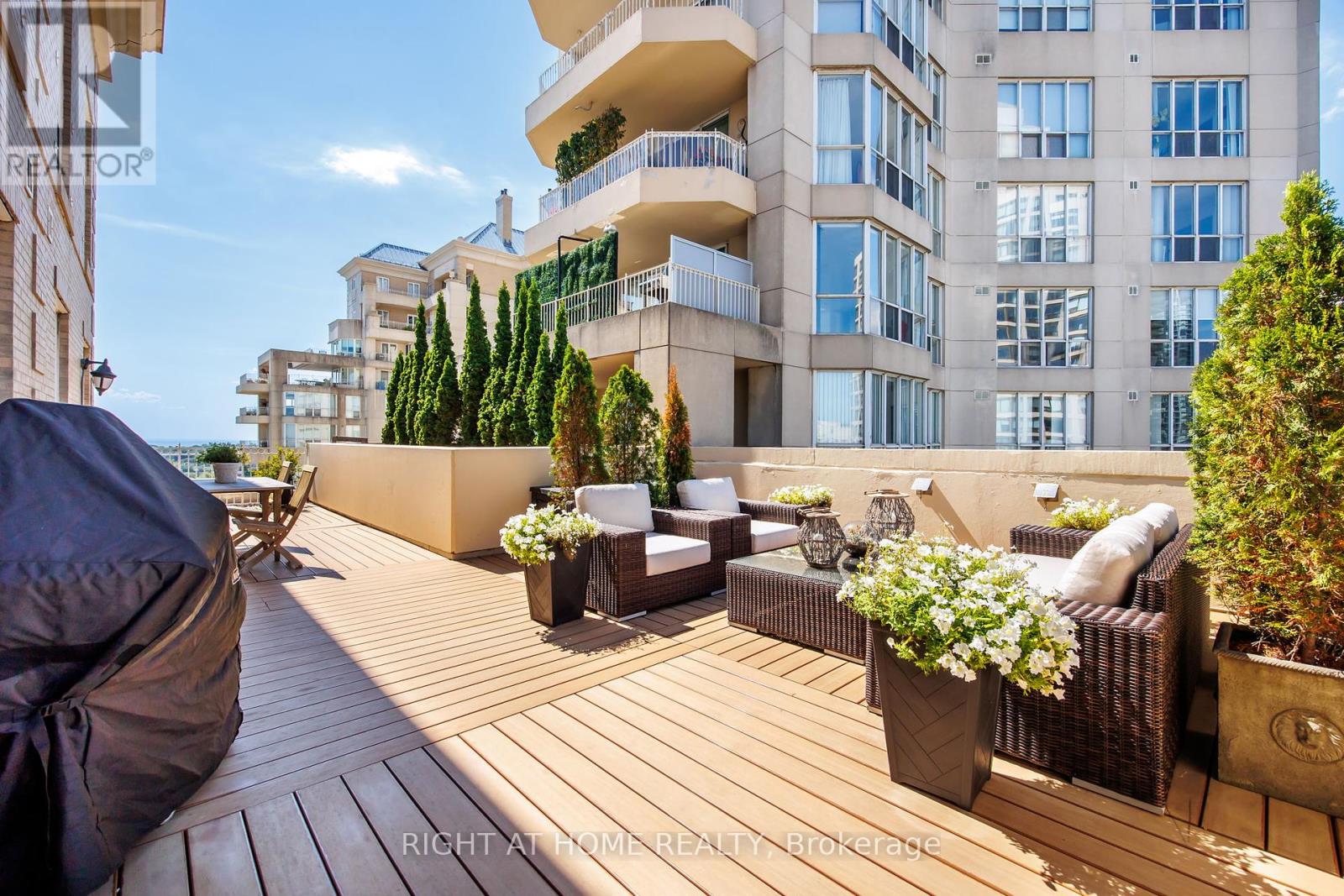 Ph1501 - 2287 Lake Shore Boulevard W, Toronto, Ontario  M8V 3Y1 - Photo 27 - W12387862