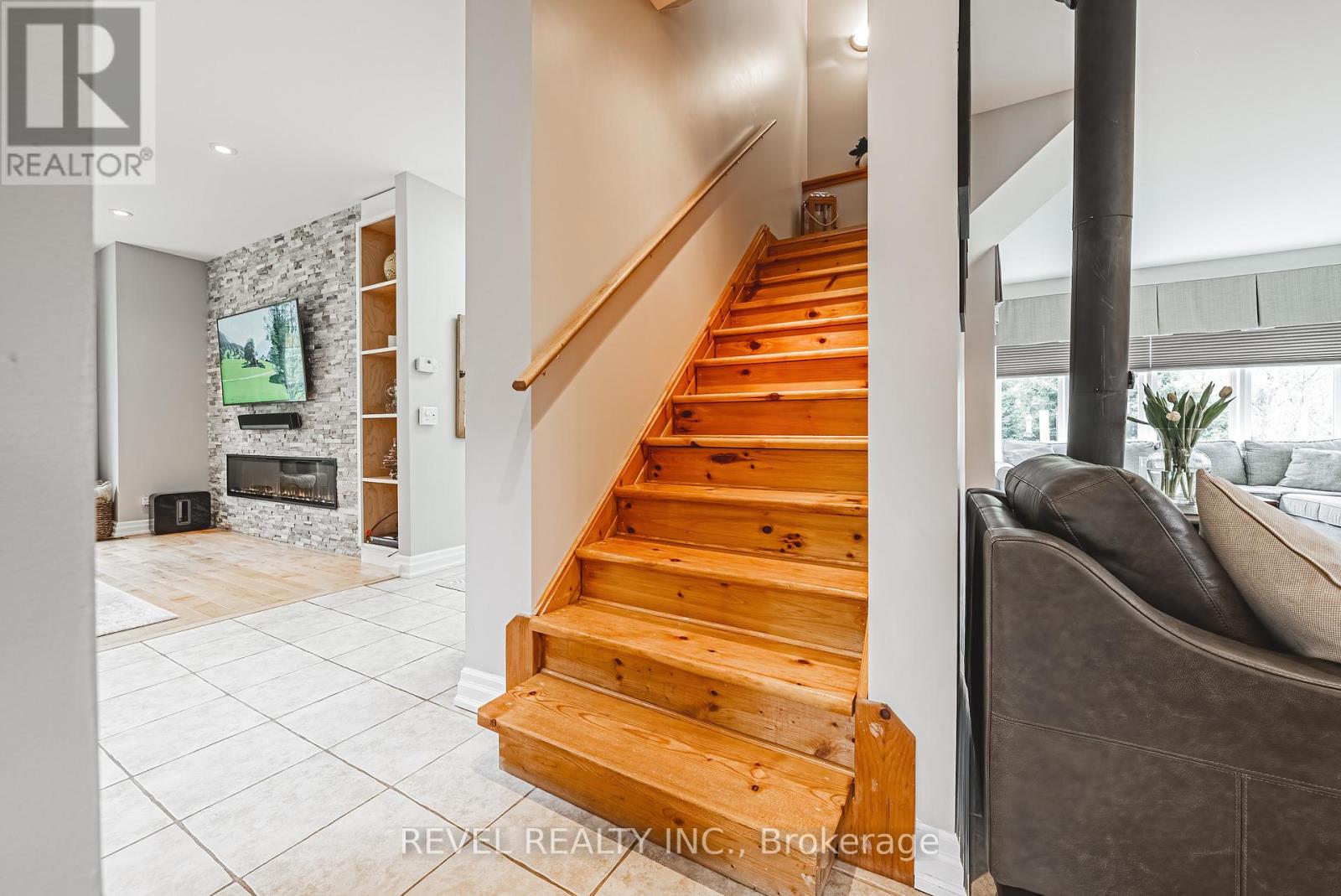 8305 Canyon Road, Milton, Ontario  L0P 1B0 - Photo 20 - W12387904