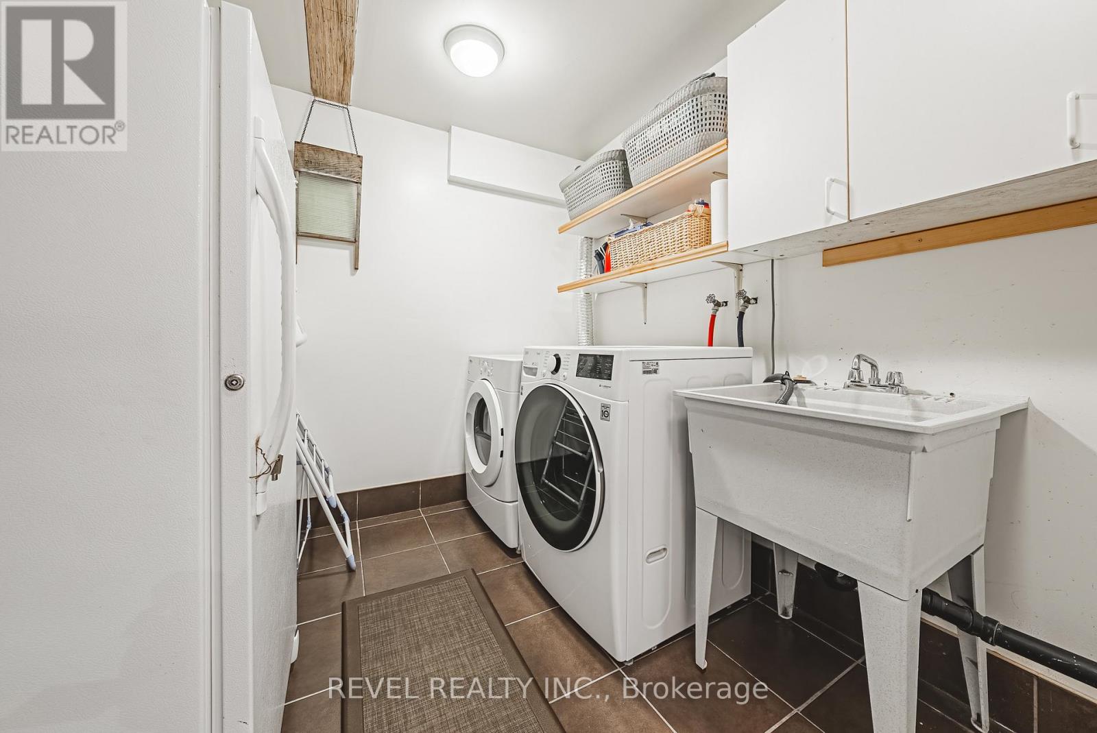 8305 Canyon Road, Milton, Ontario  L0P 1B0 - Photo 29 - W12387904