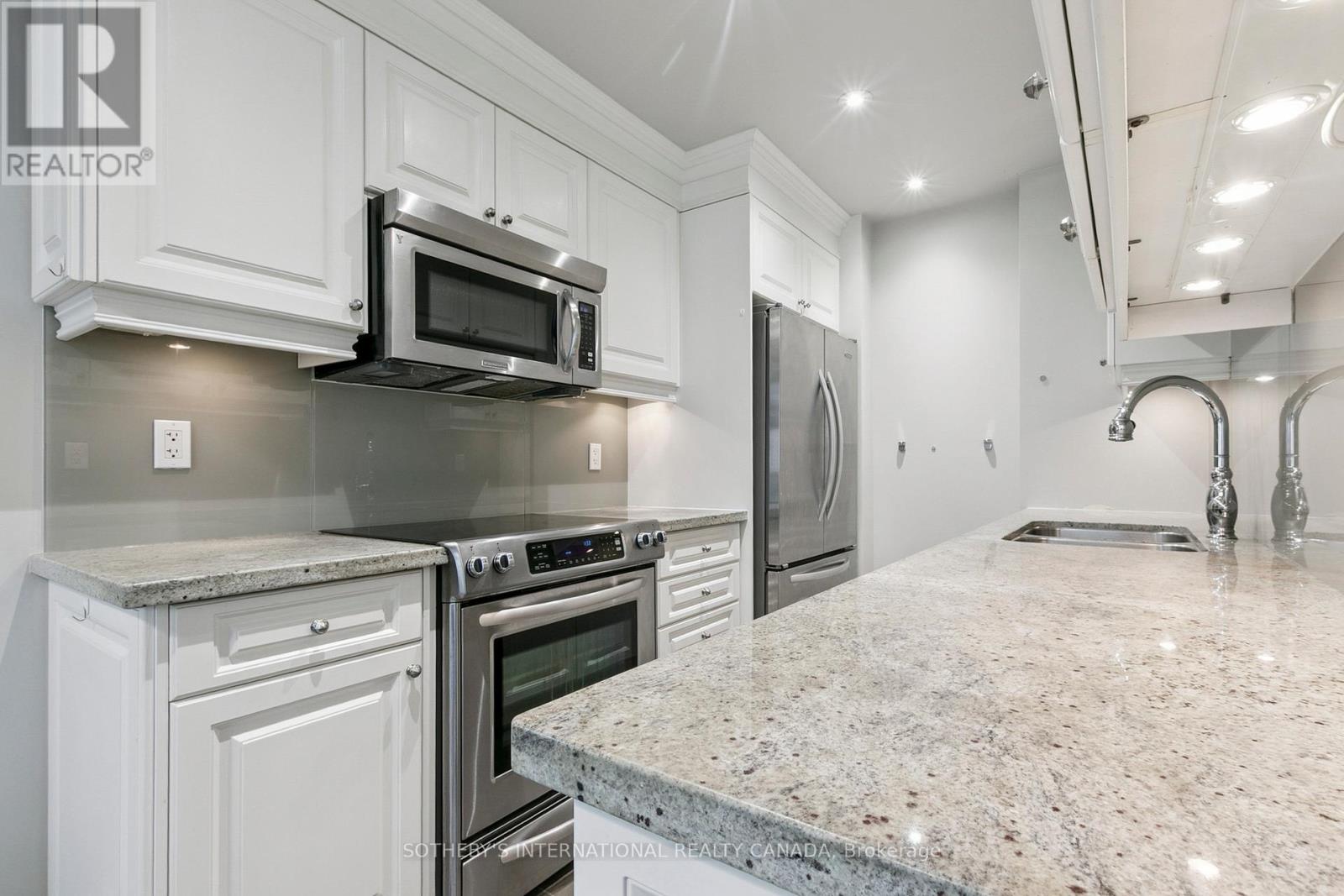 102 - 15 Rean Drive, Toronto (Bayview Village), Ontario  M2K 0A7 - Photo 13 - C12376927
