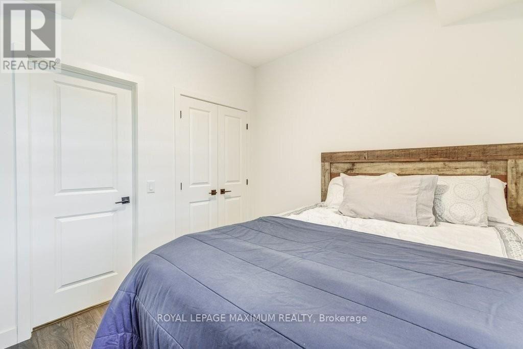 204 - 10 Beausoleil Lane, Blue Mountains, Ontario  L9Y 2X5 - Photo 19 - X12387836