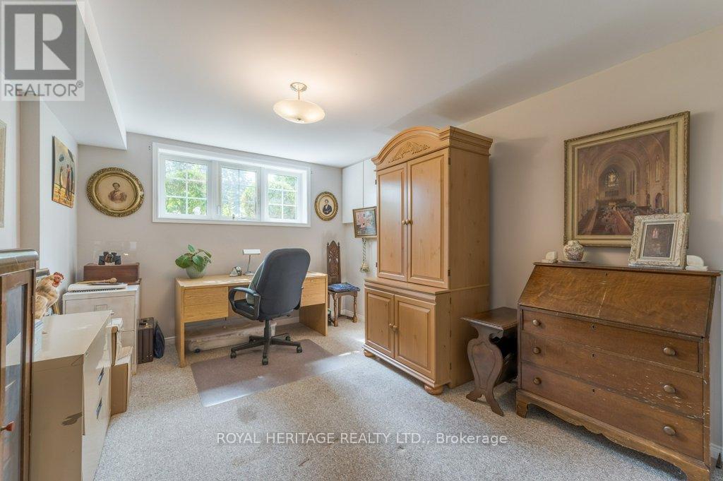 258 Franmor Drive, Peterborough, Ontario  K9H 7M3 - Photo 36 - X12387912