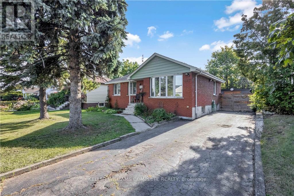 487 EAST 37TH STREET, Hamilton, Ontario