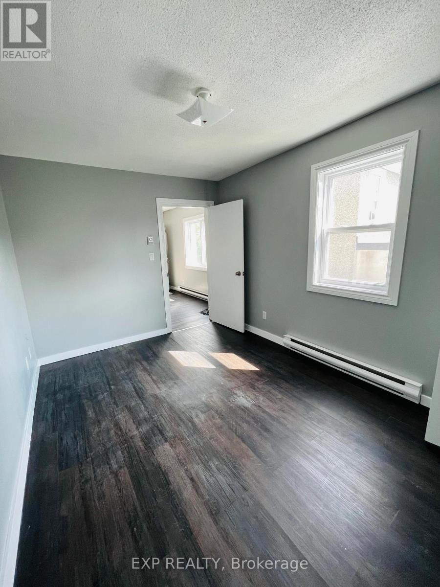 23 Lowrey Street, Ottawa, Ontario  K1Y 2S5 - Photo 24 - X12327148