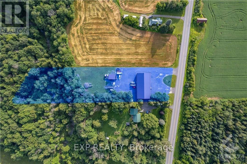 5536 County Road 10 Road, The Nation, Ontario  K0B 1G0 - Photo 4 - X12387950