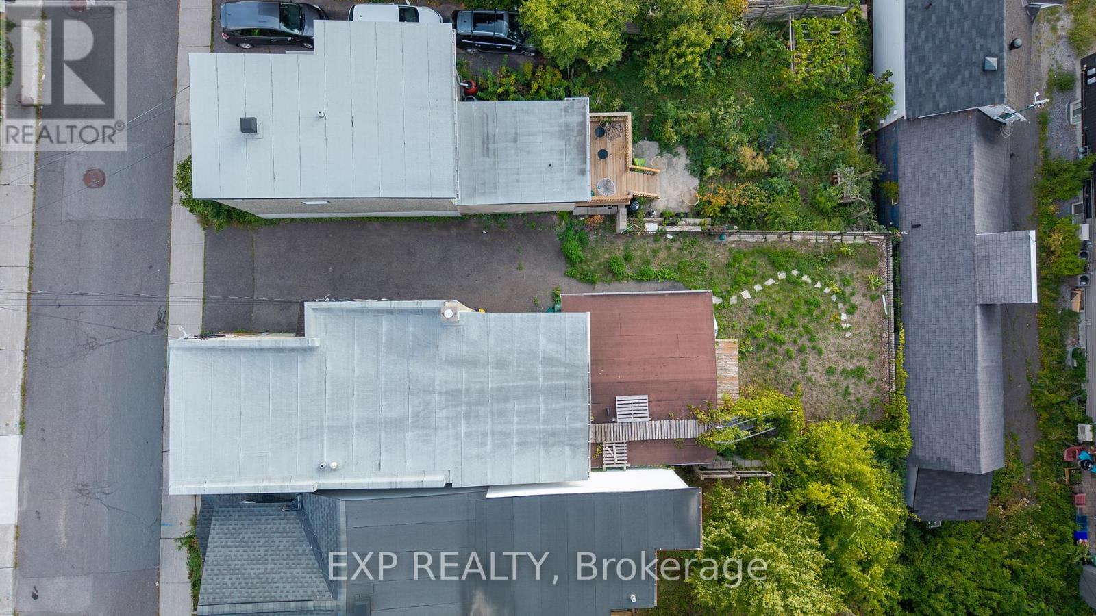 23 Lowrey Street, Ottawa, Ontario  K1Y 2S5 - Photo 9 - X12327148