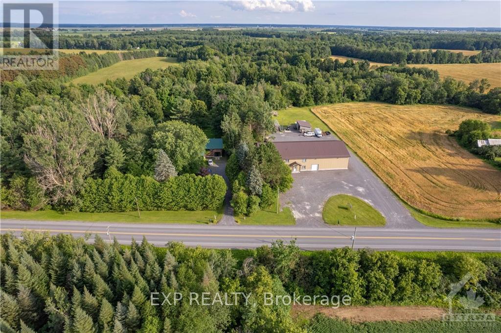 5536 County Road 10 Road, The Nation, Ontario  K0B 1G0 - Photo 5 - X12387950