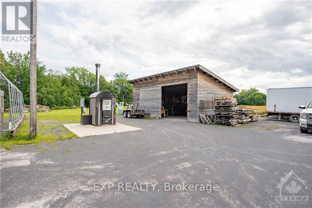 5536 County Road 10 Road, The Nation, Ontario  K0B 1G0 - Photo 31 - X12387950