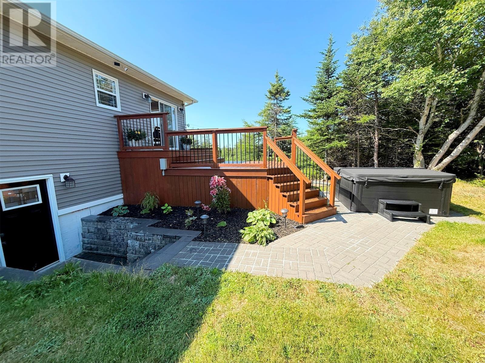 16 Park Crescent, Catalina, Newfoundland & Labrador   - Photo 22 - 1290055