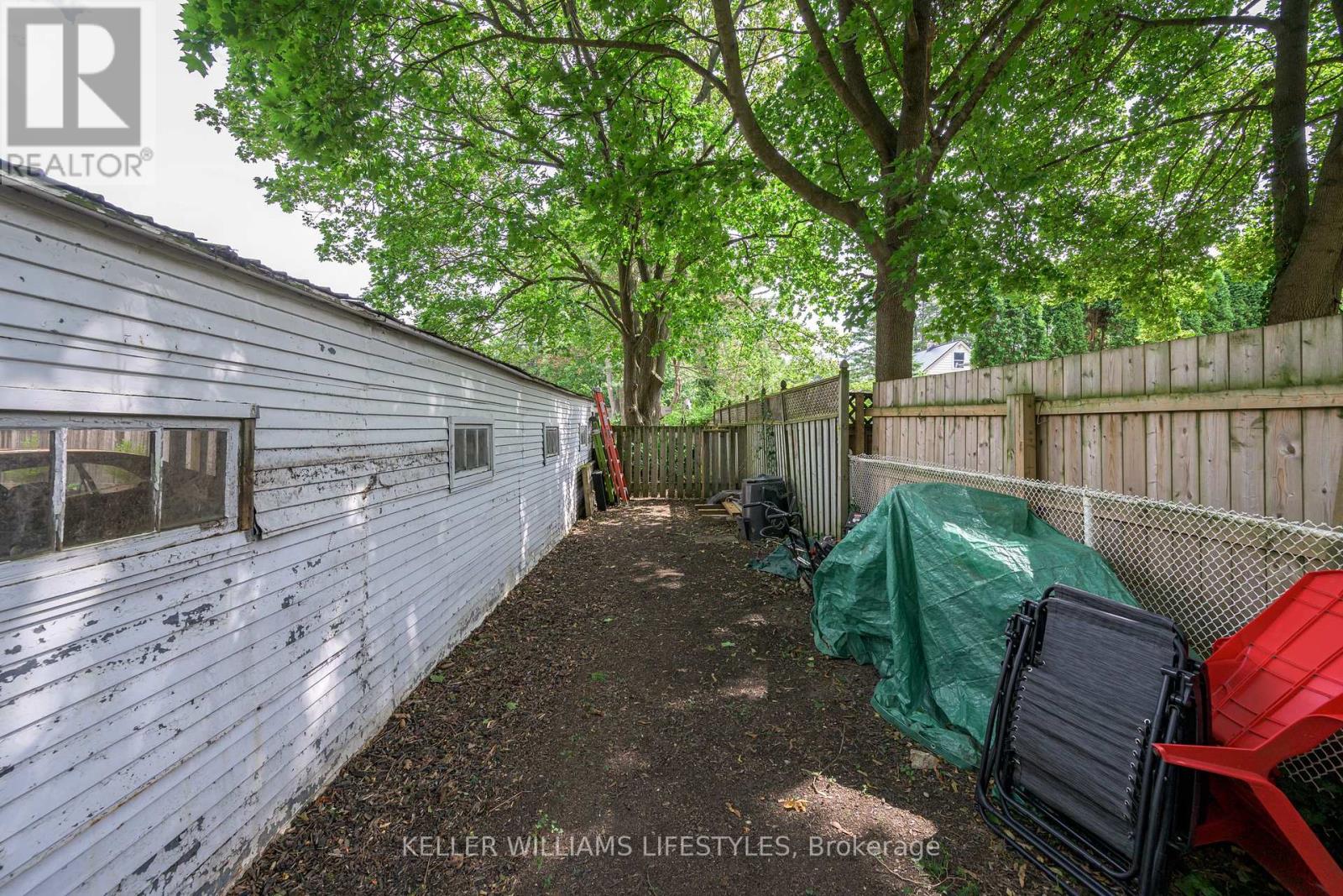 179 Devonshire Avenue, London South, Ontario  N6C 2H9 - Photo 39 - X12388286