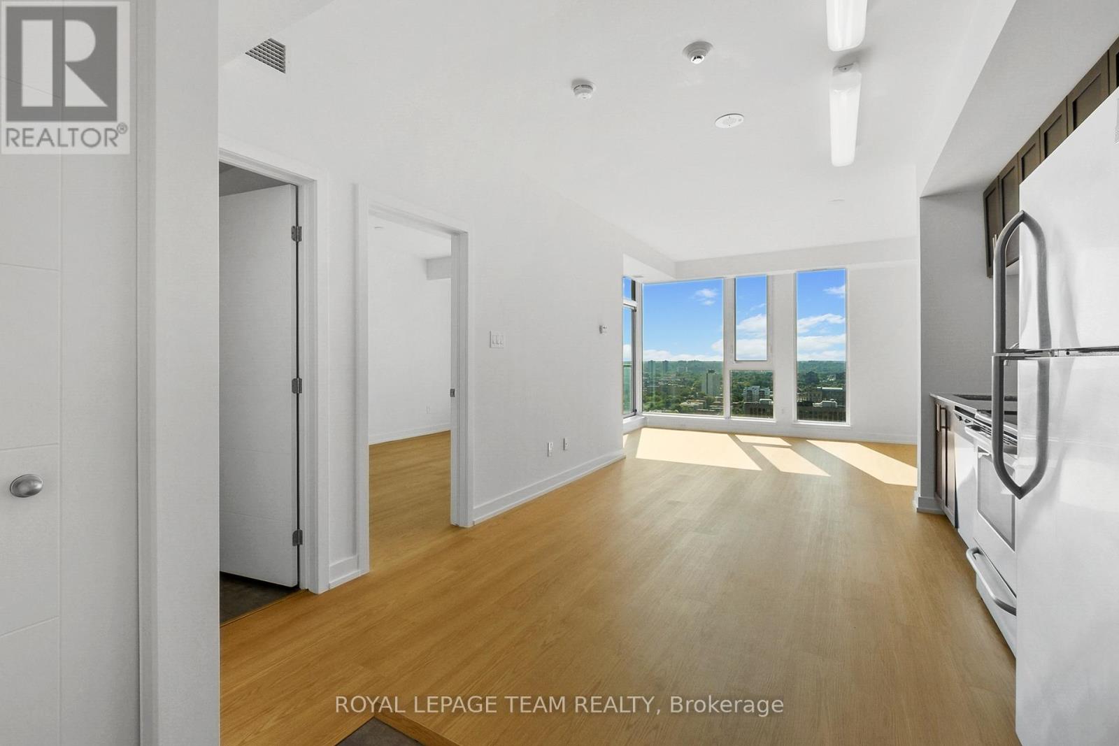 2408 - 179 Metcalfe Street, Ottawa, Ontario  K2P 1P7 - Photo 10 - X12388119