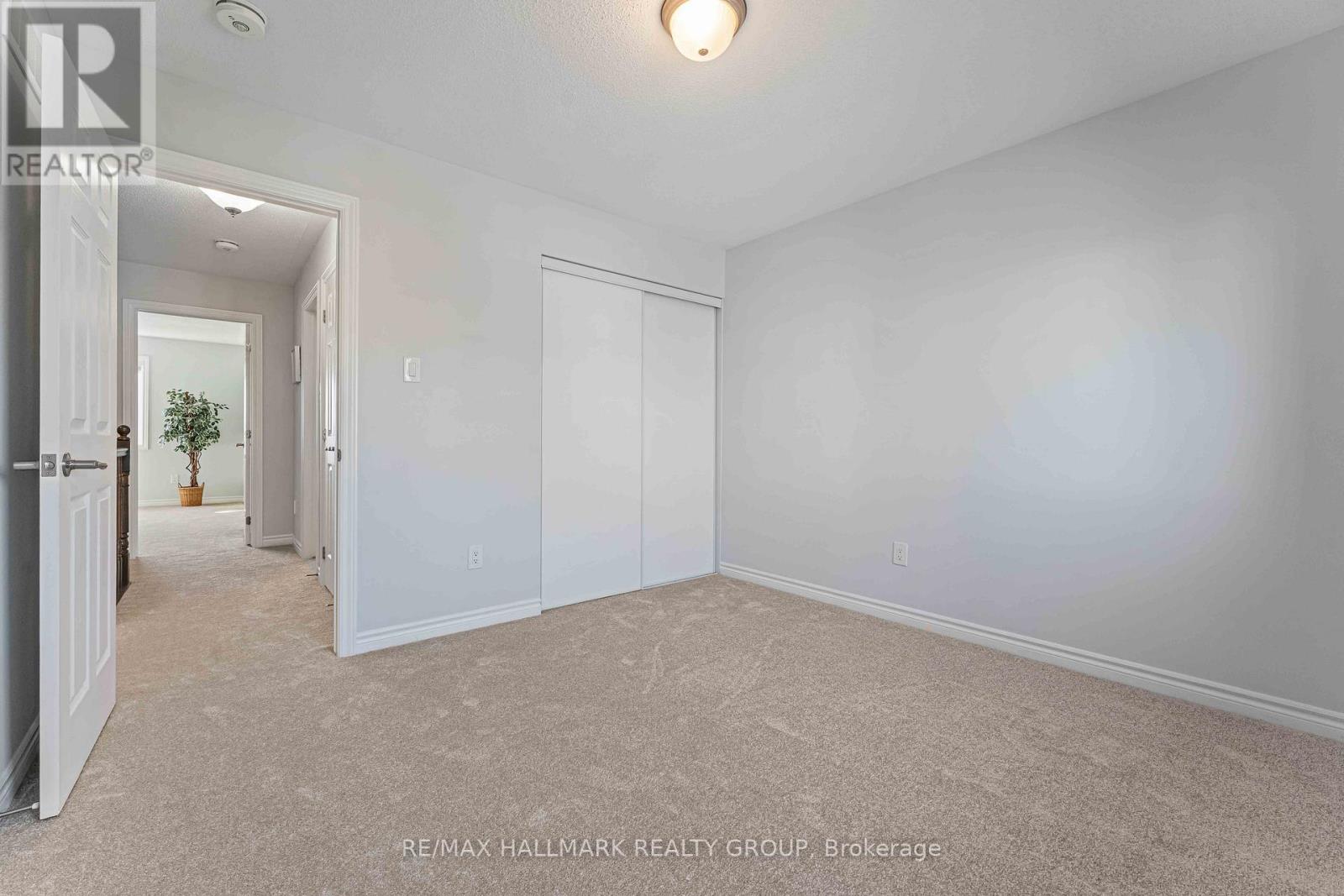 402 Edgevalley Court, Ottawa, Ontario  K2S 2R3 - Photo 22 - X12388254
