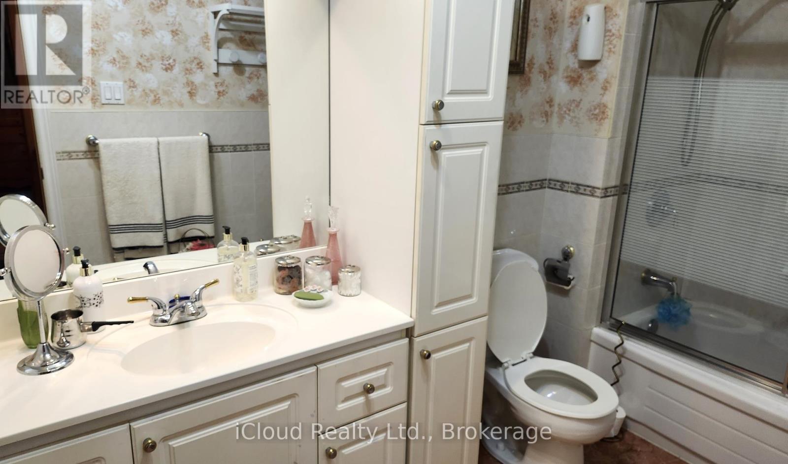 214 Fairglen Avenue, Toronto, Ontario  M1W 1B1 - Photo 15 - E12383001