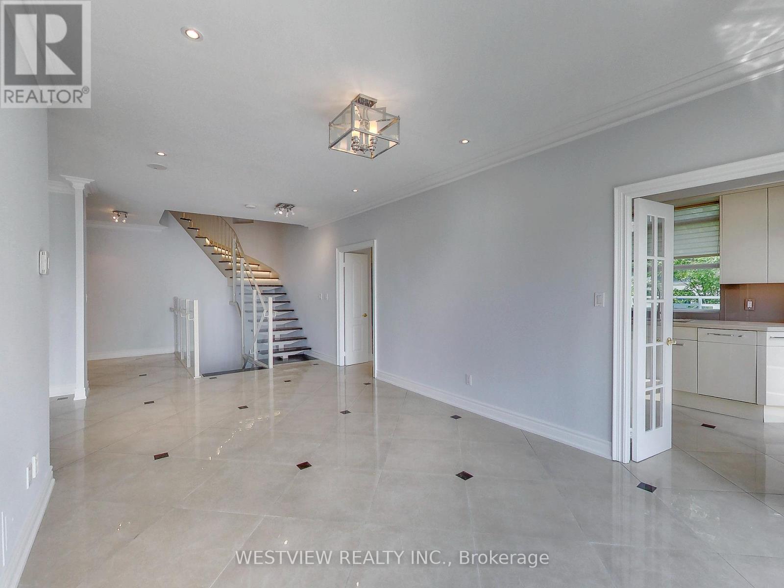 116 - 2111 Lake Shore Boulevard, Toronto, Ontario  M8V 4B2 - Photo 14 - W12268123