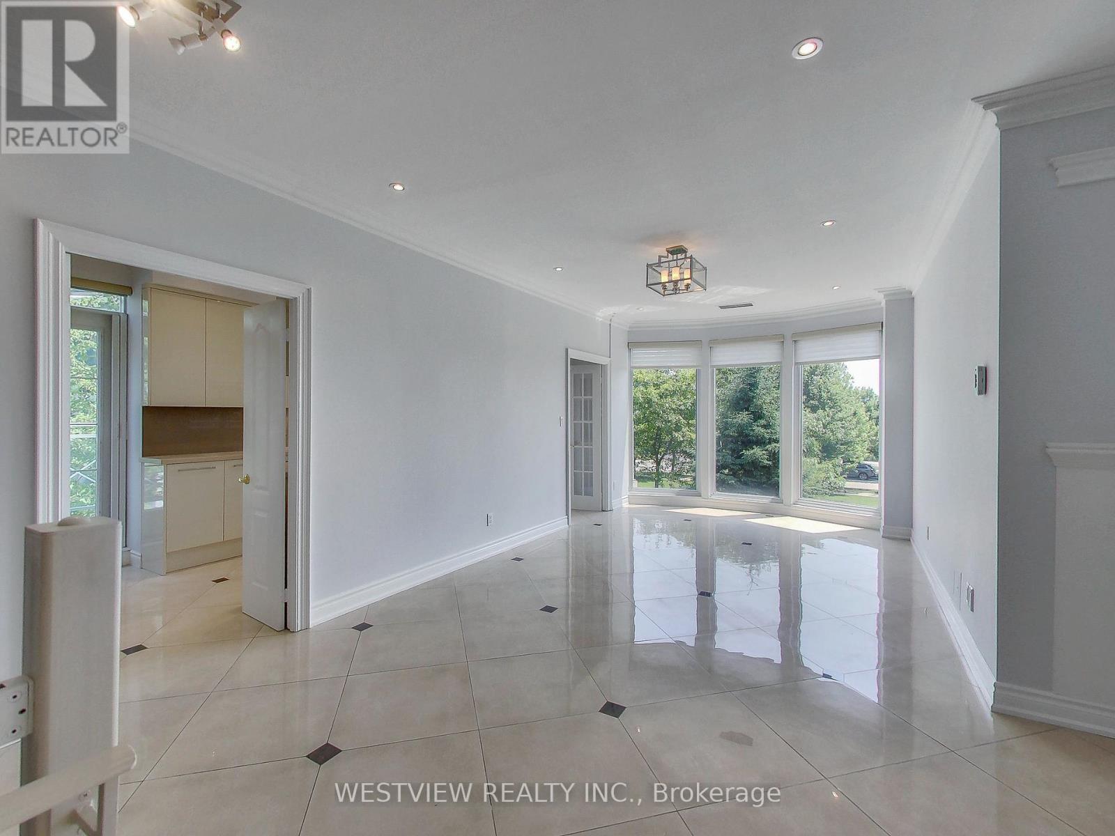 116 - 2111 Lake Shore Boulevard, Toronto, Ontario  M8V 4B2 - Photo 10 - W12268123