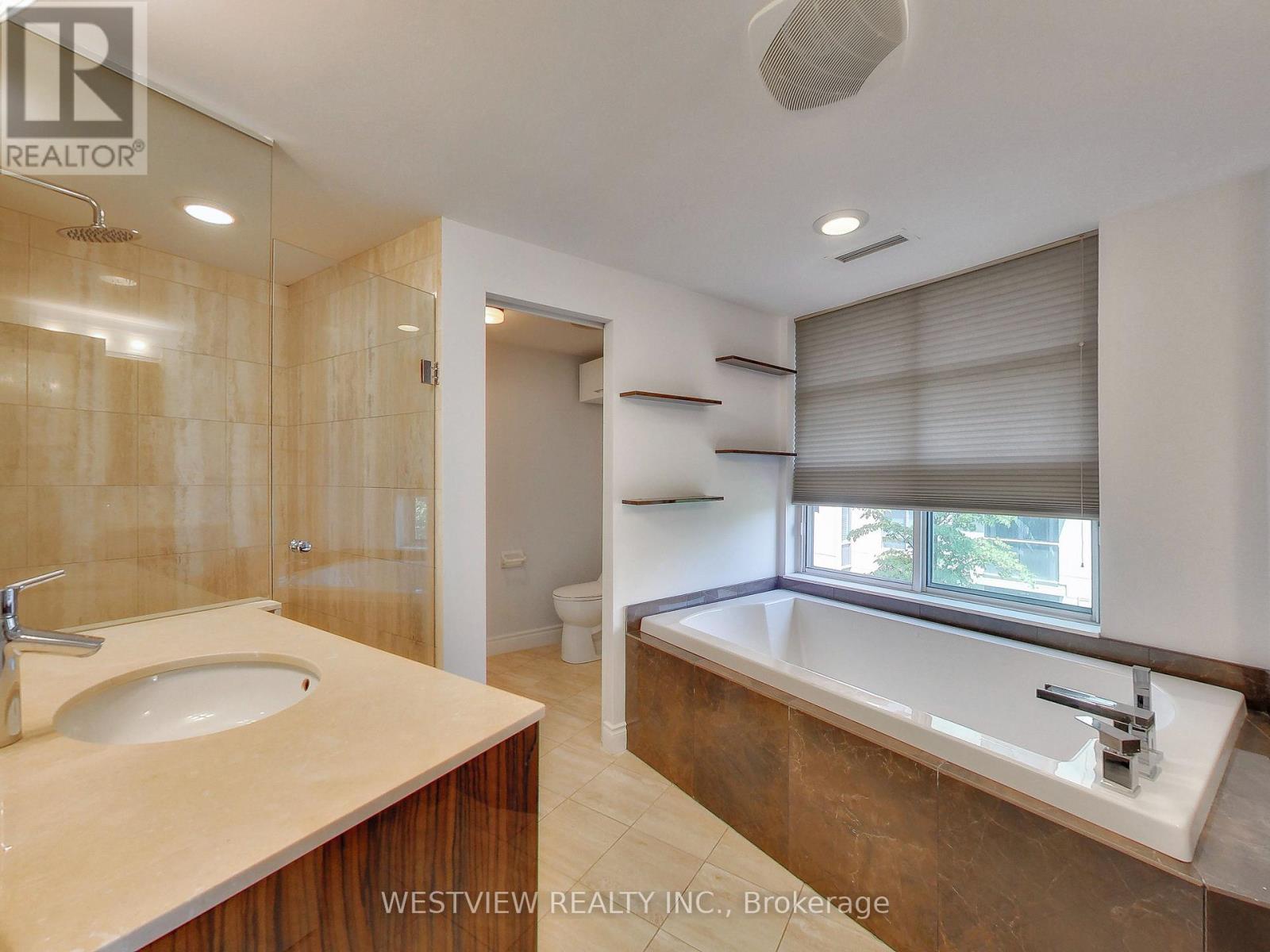 116 - 2111 Lake Shore Boulevard, Toronto, Ontario  M8V 4B2 - Photo 30 - W12268123