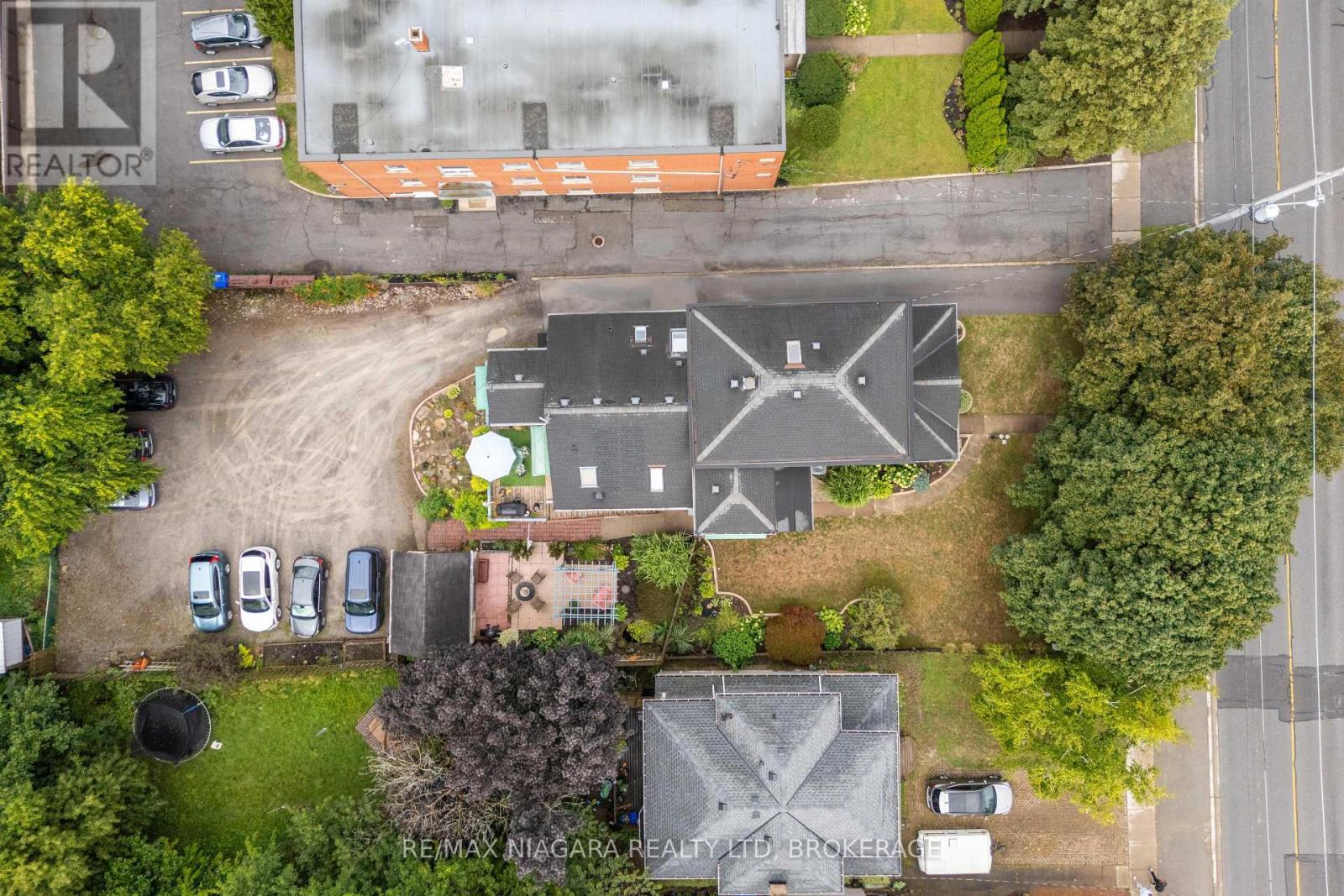 147 Geneva Street, St. Catharines, Ontario  L2R 4N7 - Photo 38 - X12388290