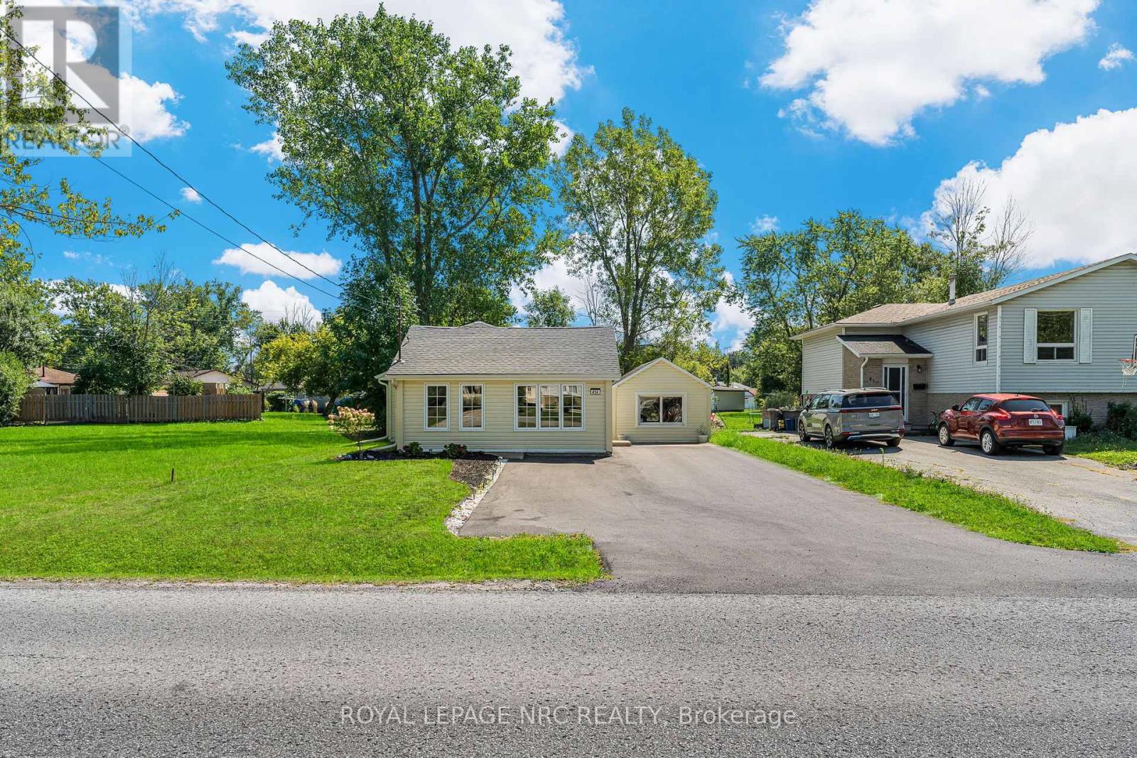 414 Washington Road, Fort Erie, Ontario  L2A 4K4 - Photo 3 - X12388312