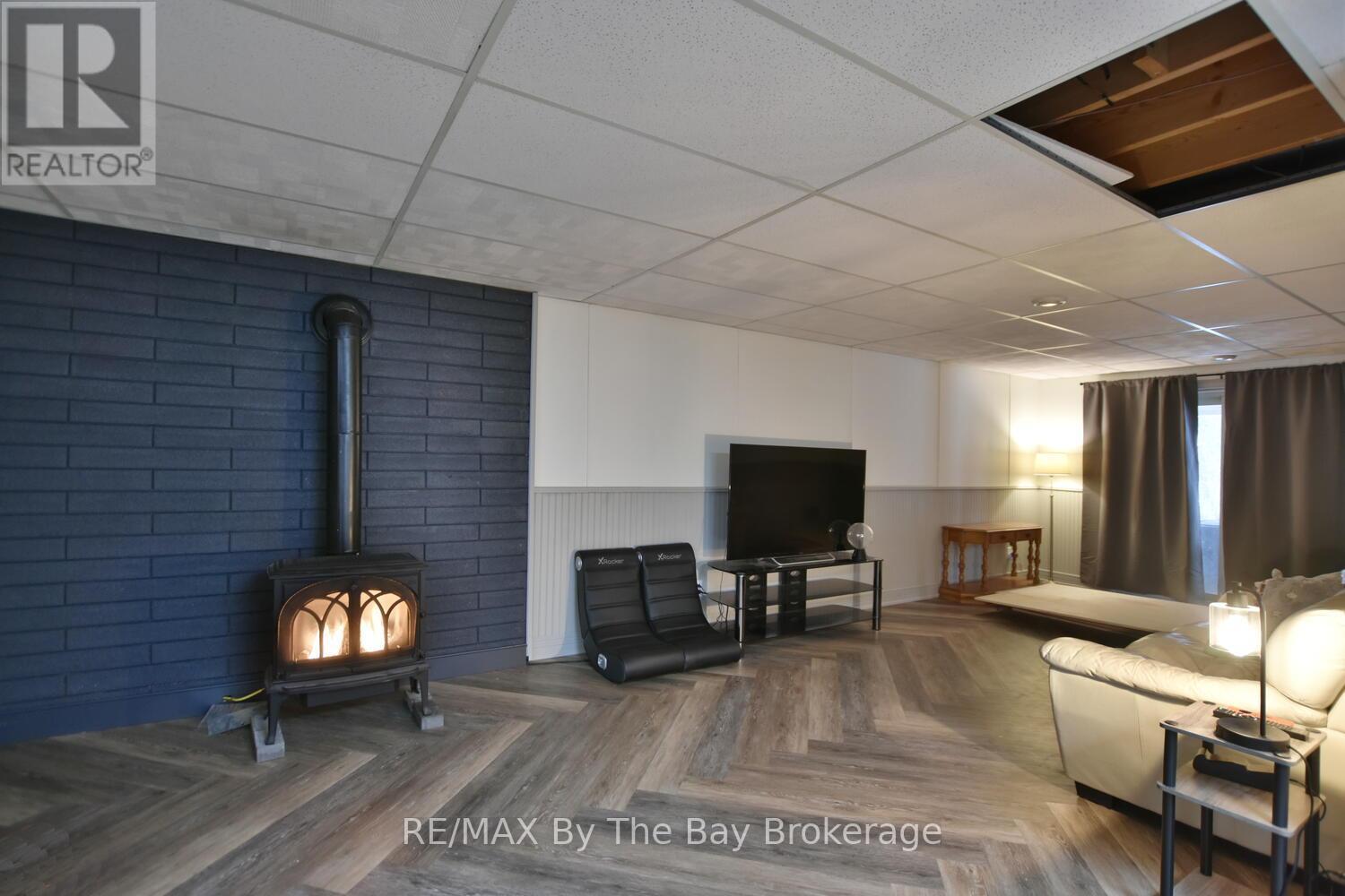 193 14 Concession E, Tiny, Ontario  L9M 2H7 - Photo 23 - S12388131
