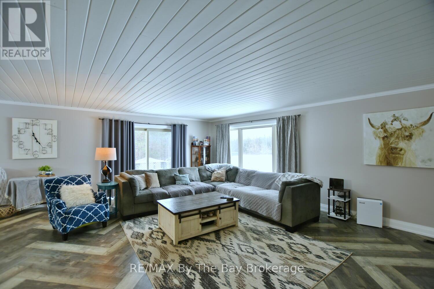 193 14 Concession E, Tiny, Ontario  L9M 2H7 - Photo 5 - S12388131