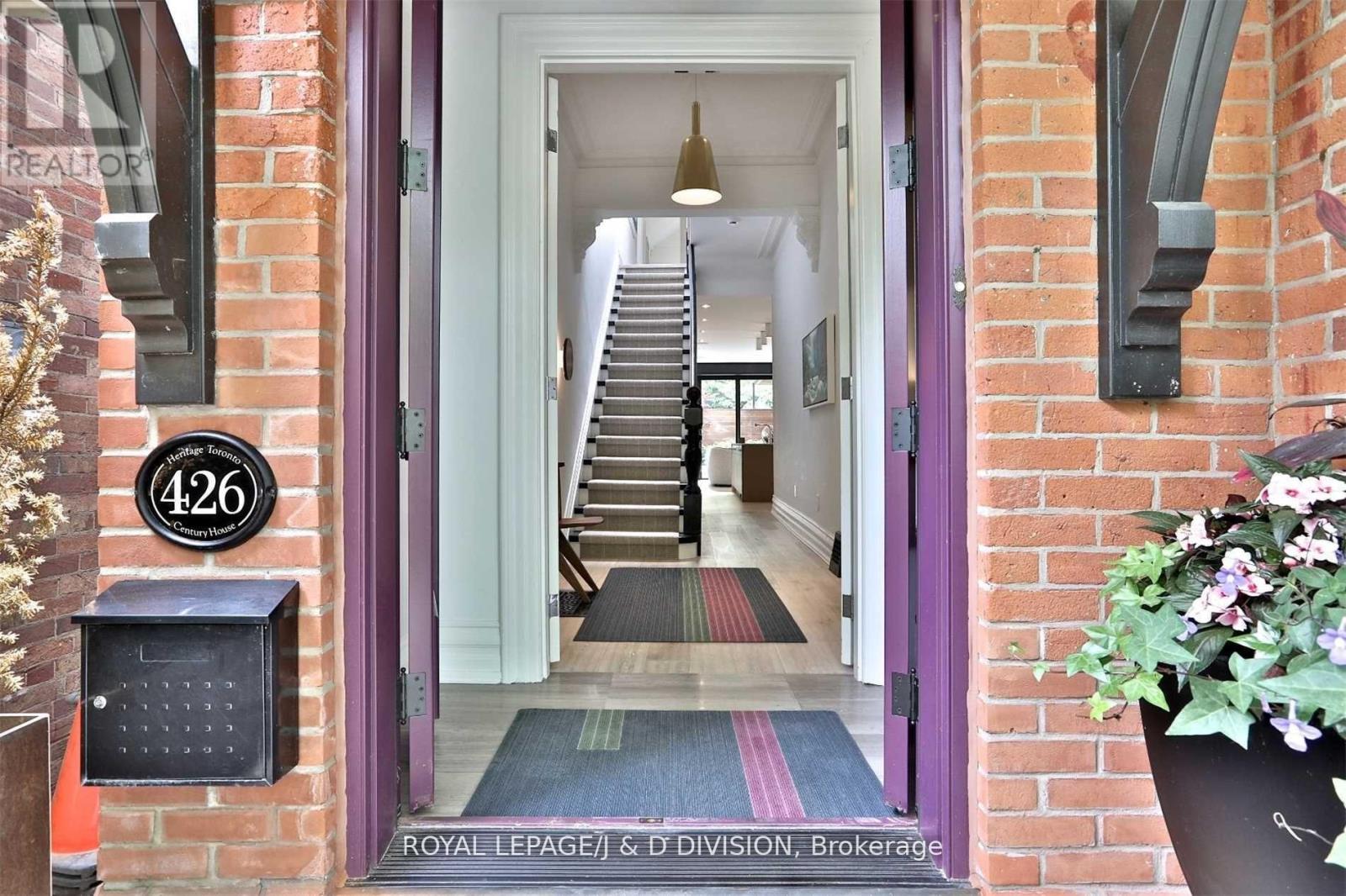 Property at 426 ONTARIO STREET image 2