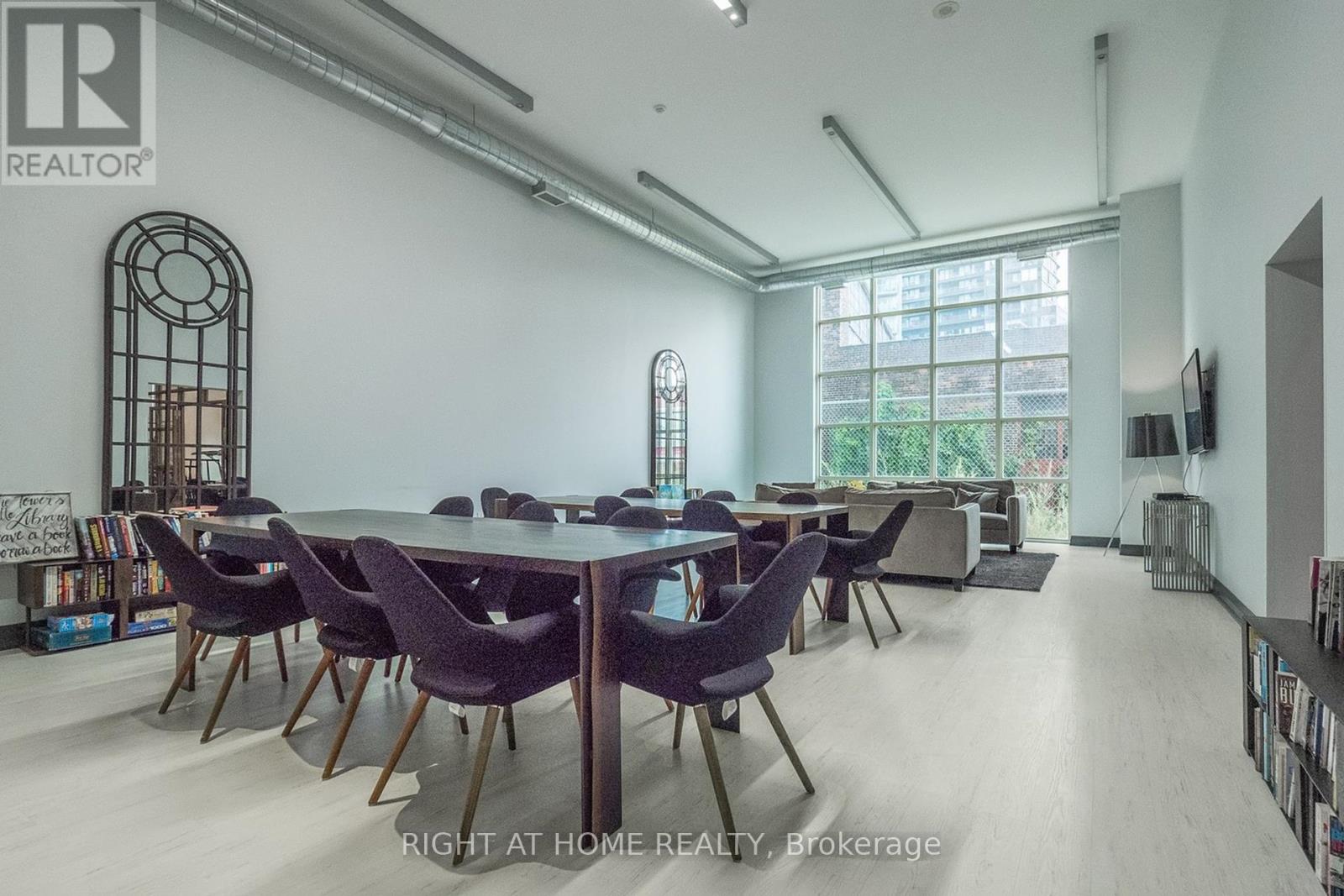 2415 - 125 Western Battery Road, Toronto, Ontario  M6K 3R8 - Photo 43 - C12388061