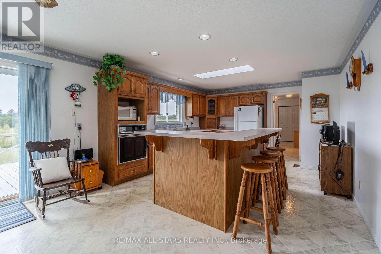 55 Sturgeon Street N, Kawartha Lakes, Ontario  K0L 2W0 - Photo 9 - X12388182