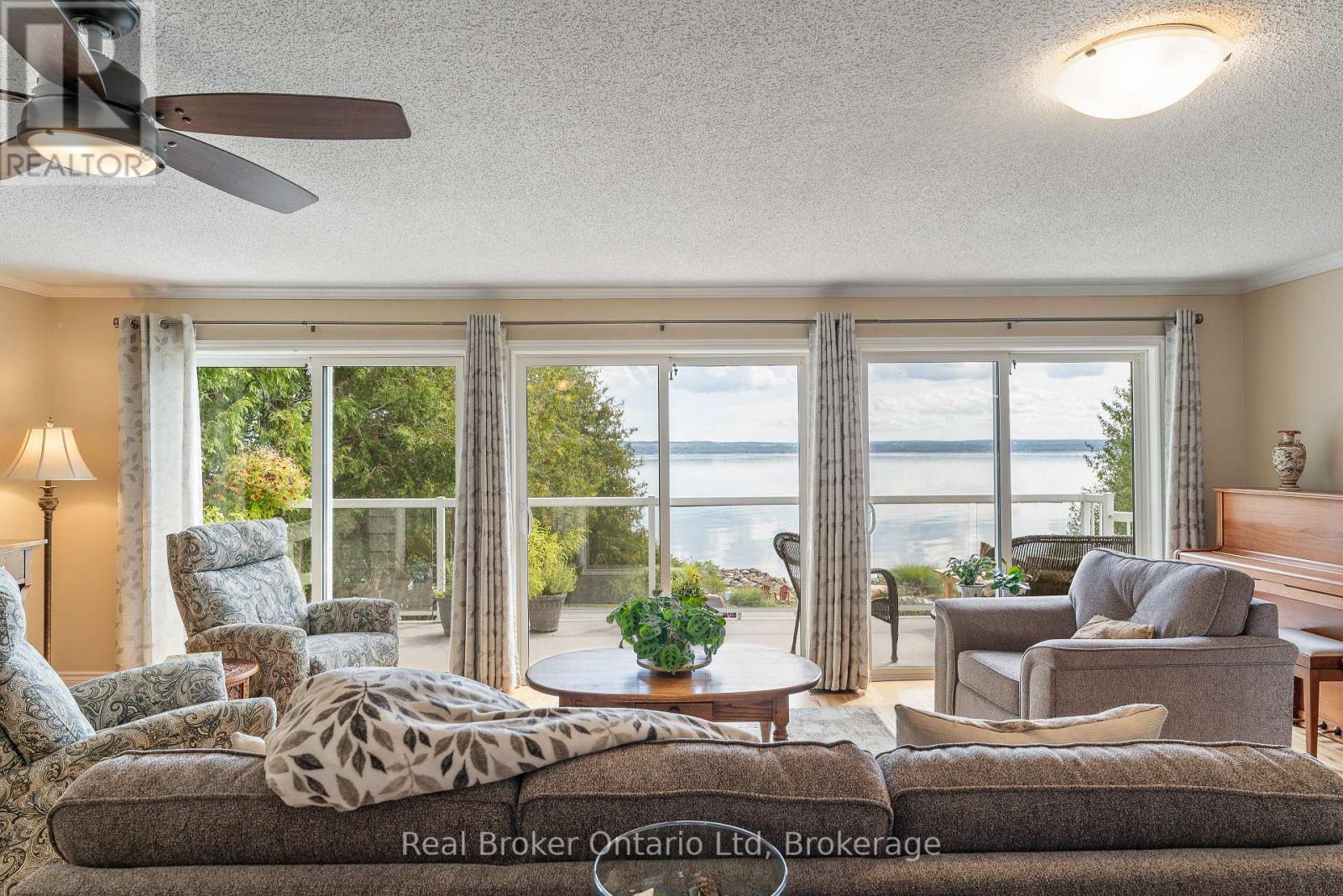 339496 Presquile Road, Georgian Bluffs, Ontario  N0H 2T0 - Photo 22 - X12388122