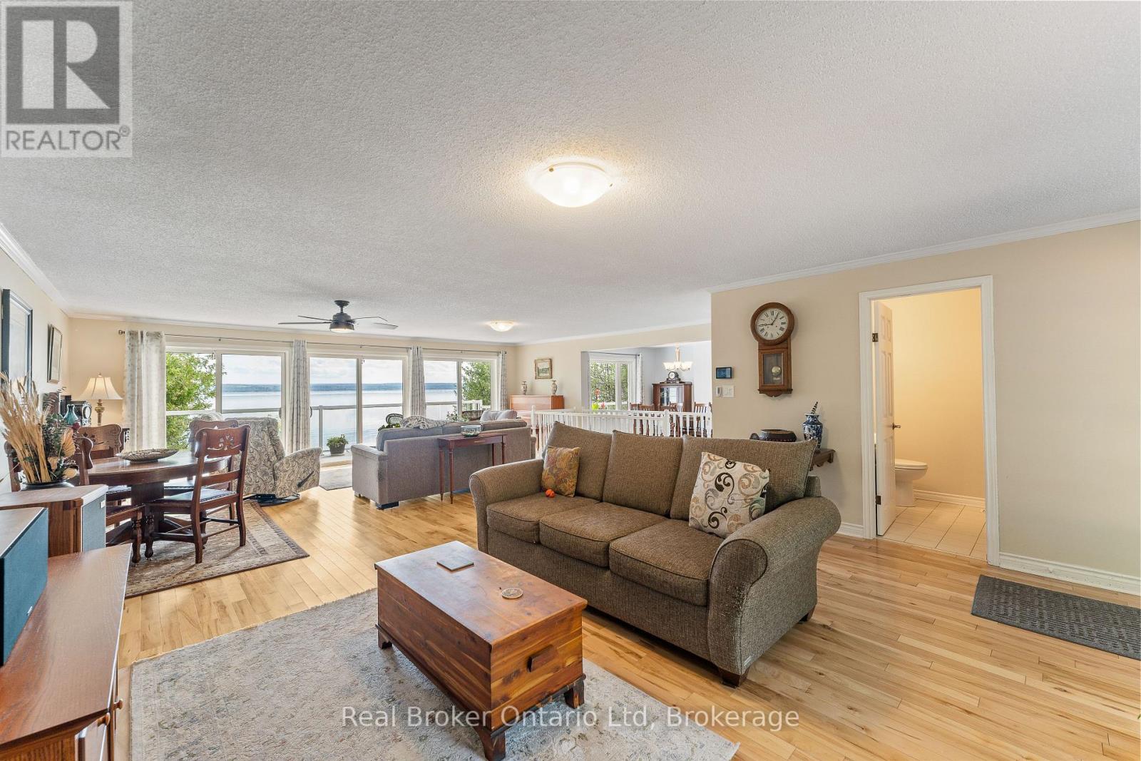 339496 Presquile Road, Georgian Bluffs, Ontario  N0H 2T0 - Photo 26 - X12388122