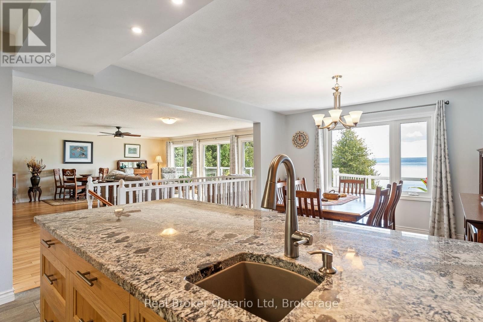 339496 Presquile Road, Georgian Bluffs, Ontario  N0H 2T0 - Photo 28 - X12388122