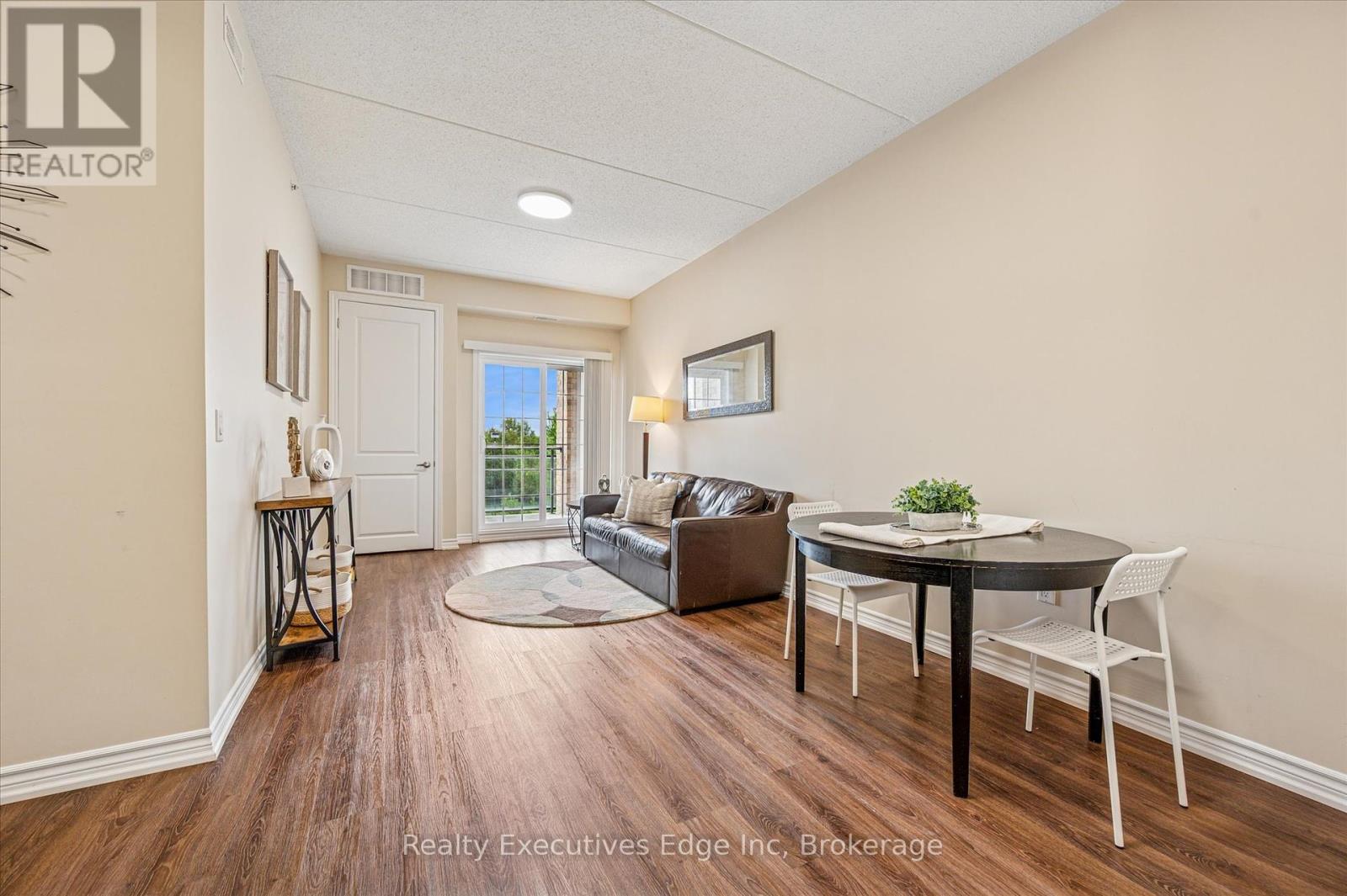 323 - 1077 Gordon Street, Guelph, Ontario  N1G 0E3 - Photo 14 - X12388192