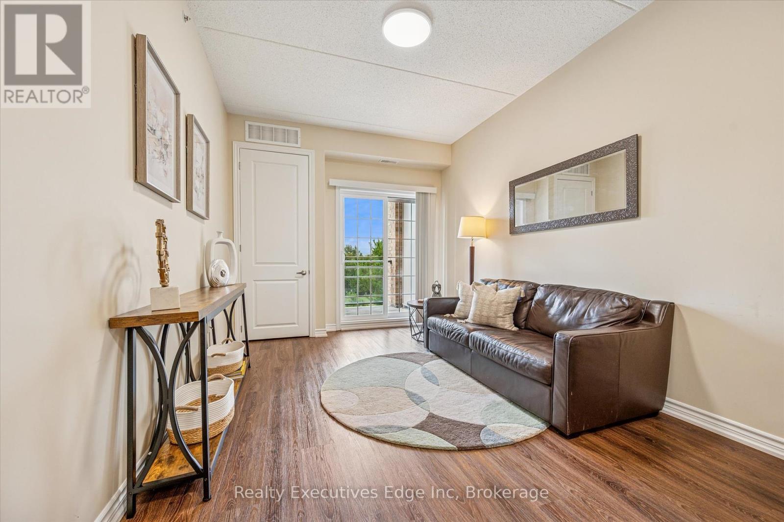 323 - 1077 Gordon Street, Guelph, Ontario  N1G 0E3 - Photo 15 - X12388192
