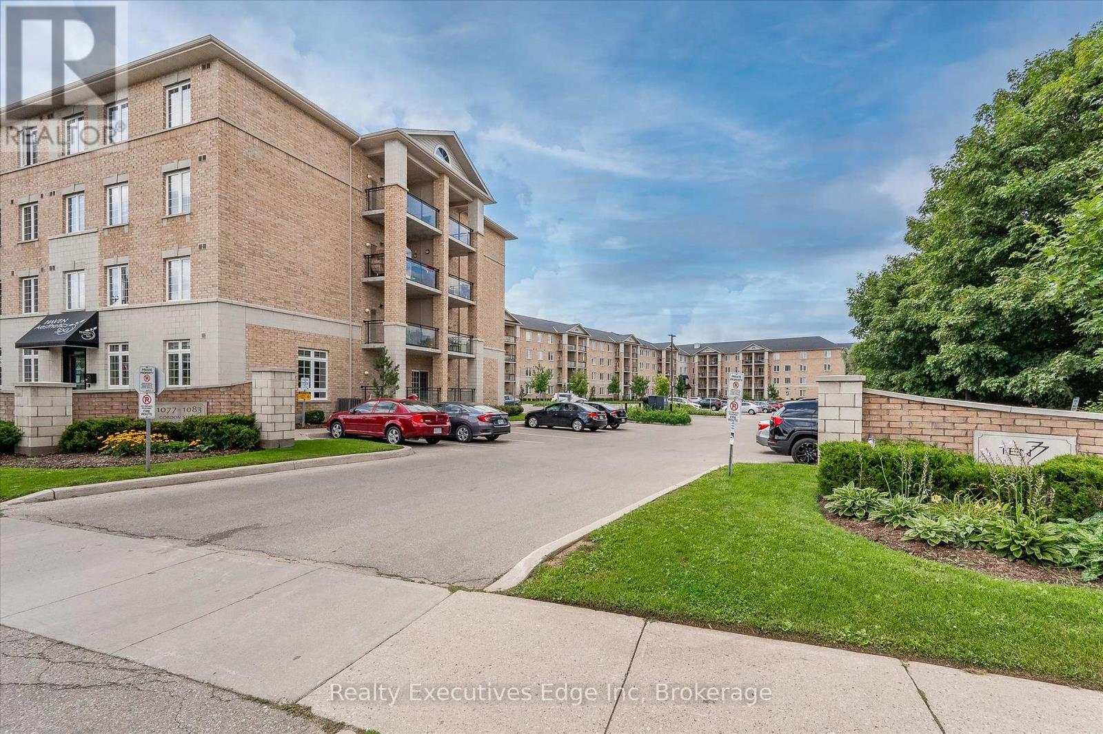 323 - 1077 Gordon Street, Guelph, Ontario  N1G 0E3 - Photo 2 - X12388192