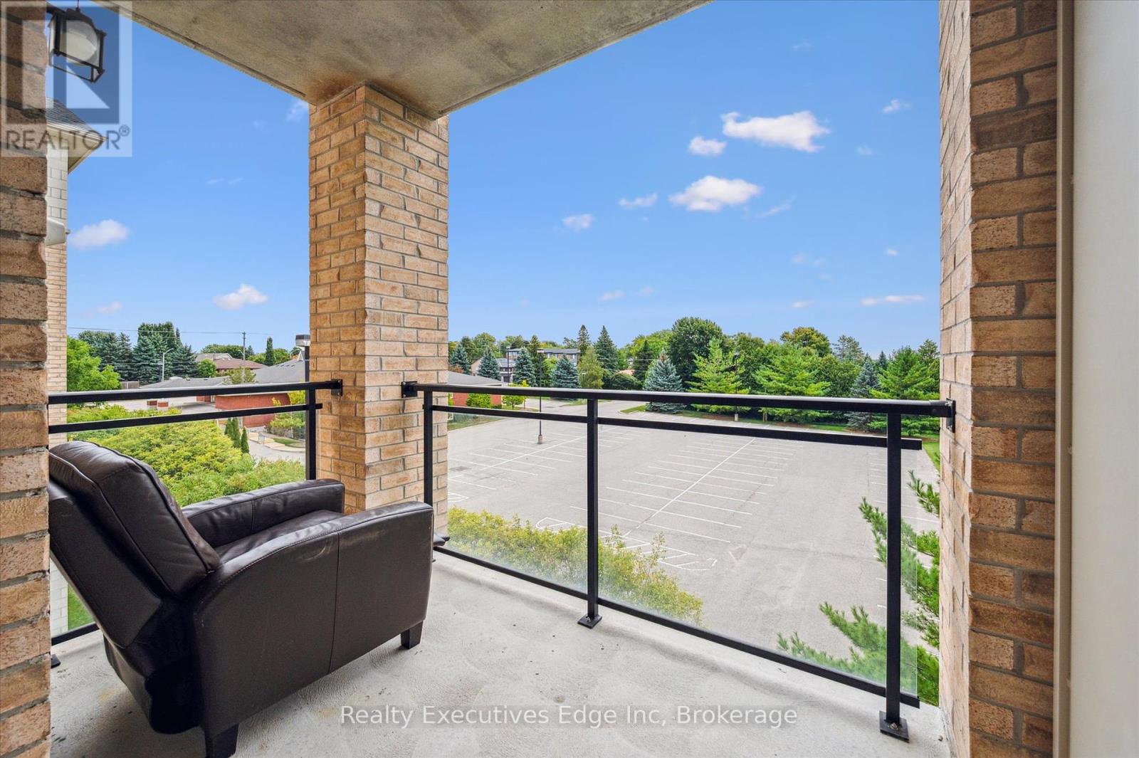 323 - 1077 Gordon Street, Guelph, Ontario  N1G 0E3 - Photo 31 - X12388192