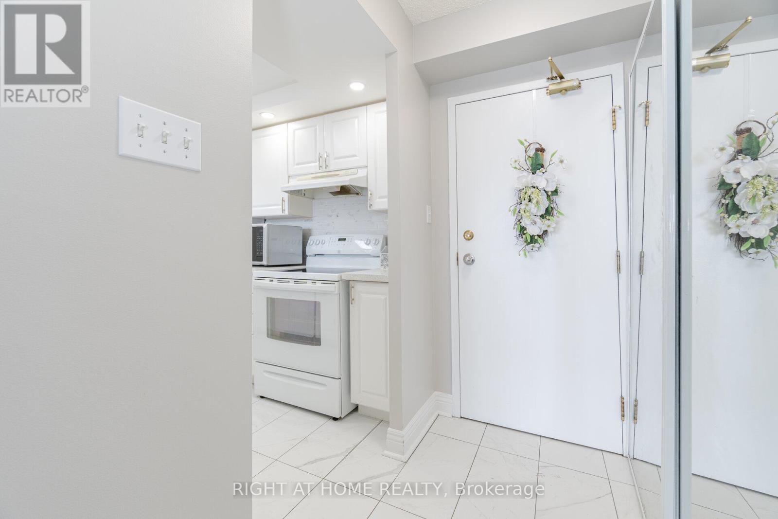 807 - 1470 Midland Avenue, Toronto, Ontario  M1P 4Z4 - Photo 7 - E12388039