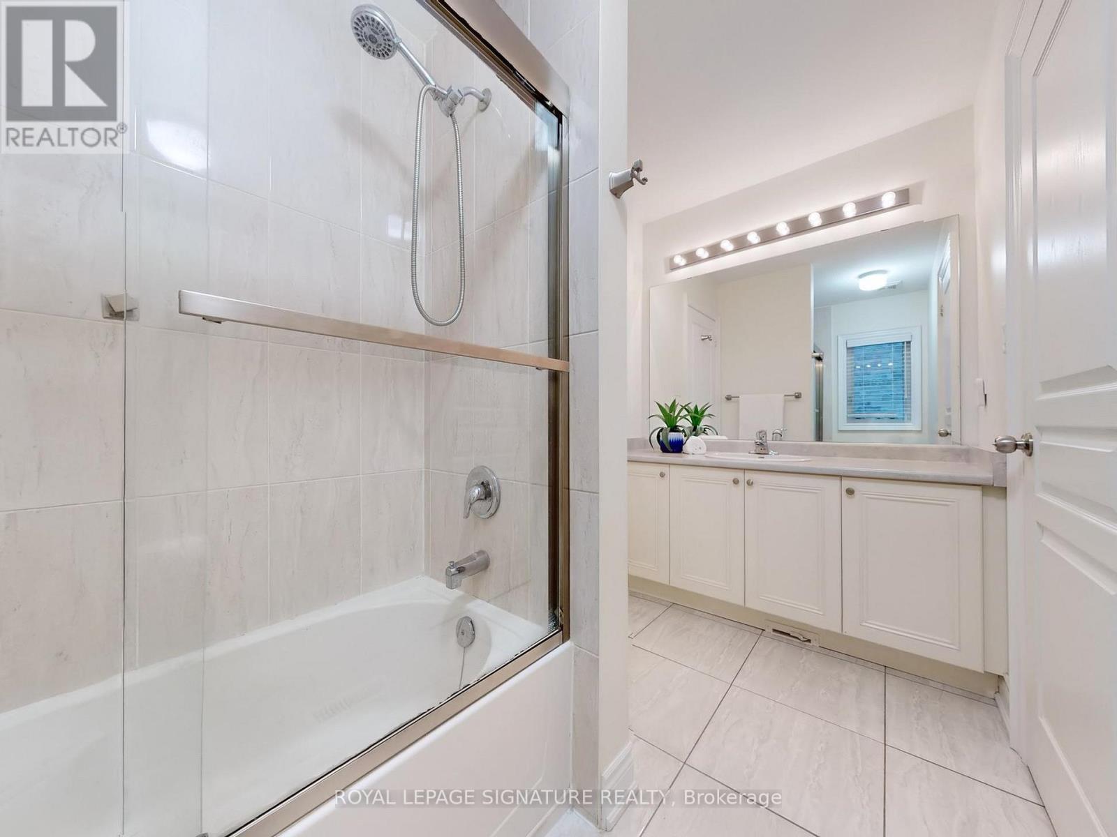 46 Kincardine Street, Vaughan (Kleinburg), Ontario  L4H 4H7 - Photo 32 - N12388011