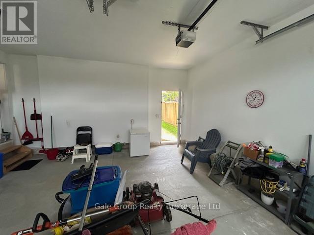 52 Seaton Crescent W, Tillsonburg, Ontario  N4G 0J7 - Photo 37 - X12388316