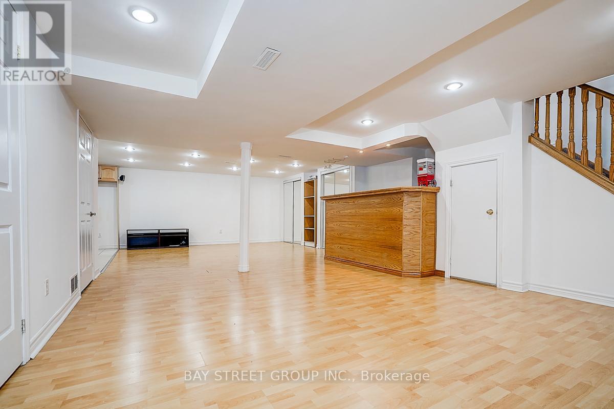8 Muster Court, Markham, Ontario  L3R 9G5 - Photo 39 - N12385836